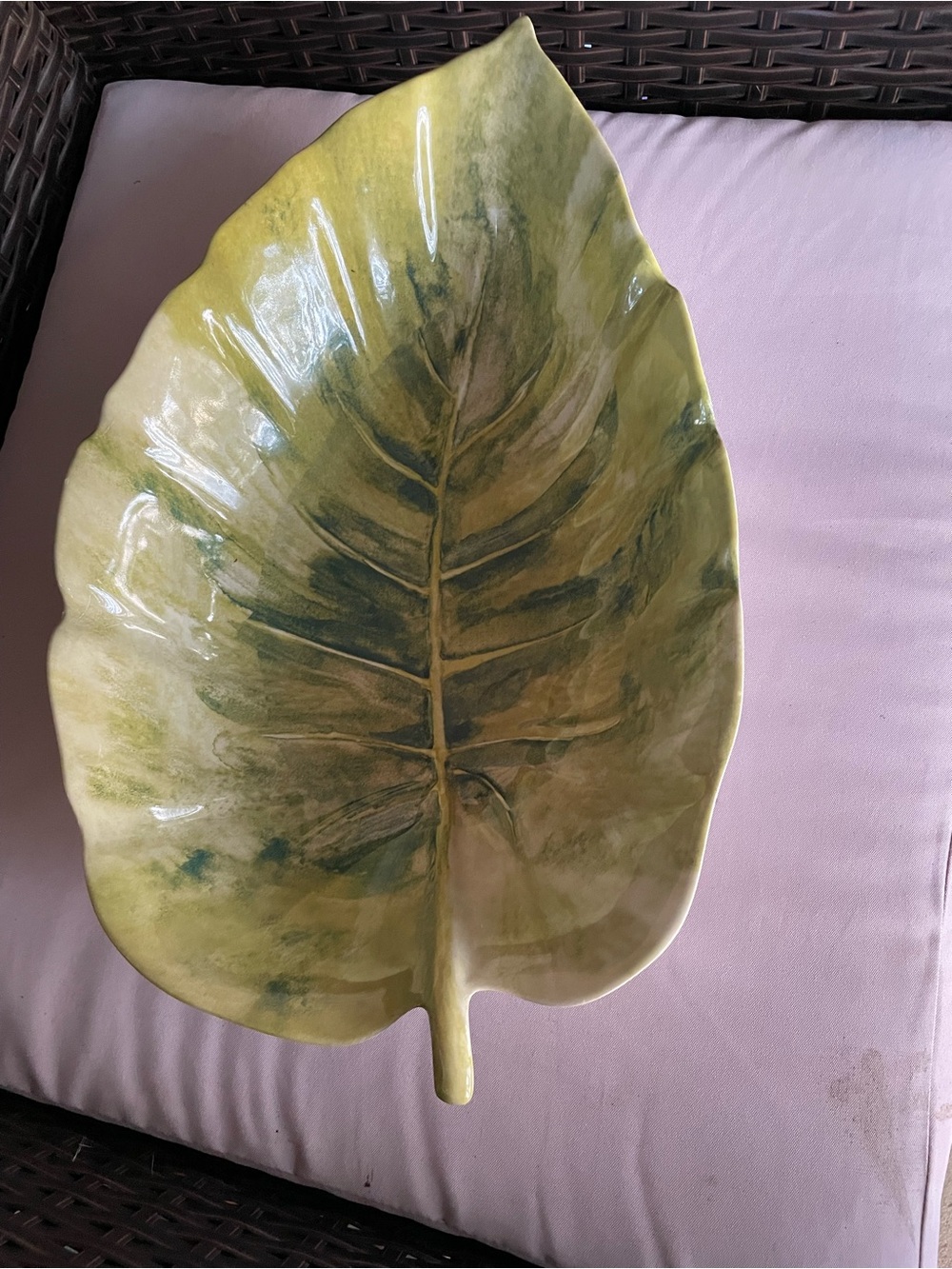 Green Ceramic Leaf Decorative Tray - Home Art